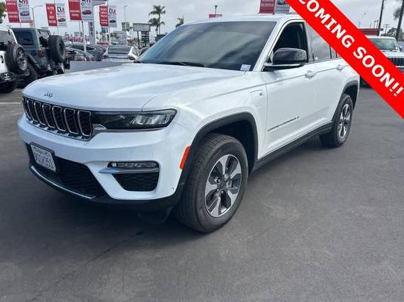 JEEP GRAND CHEROKEE 2023 1C4RJYB6XPC595727 image